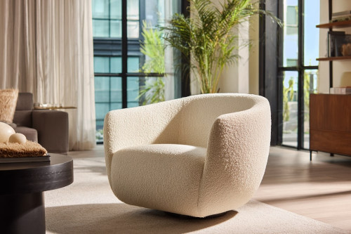 Dlaczego warto kupić fotel z tkaniny boucle? Estetyka i trwałość