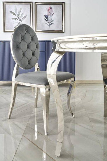 Zestaw glamour do jadalni stół okrągły REGINALD z 4 krzesłami K555 srebrny stelaż