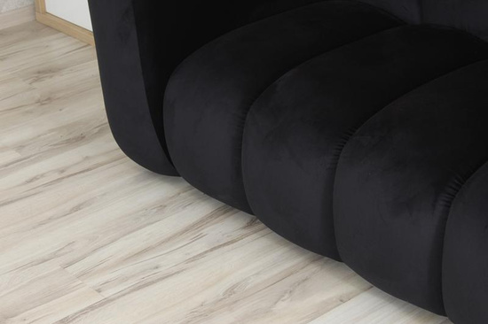 Sofa dwuosobowa do recepcji nowoczesna SOMA 2 tapicerowana czarnym welurem