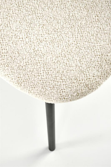 Krzesło K497 w kolorze kremowy boucle RAVEN22 