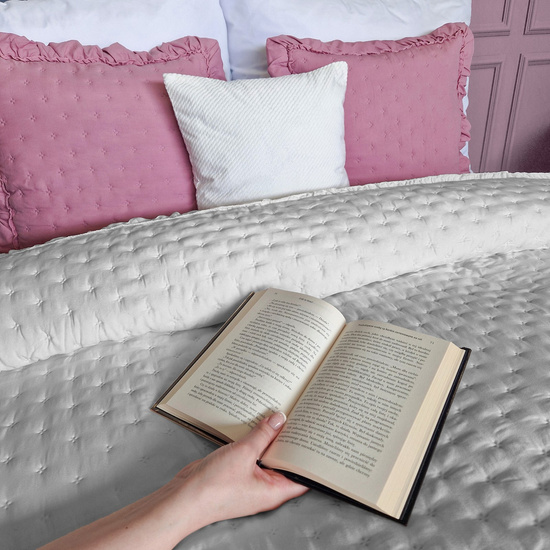 Narzuta 70 x 160 Pikowana Z Falbaną Celia 05