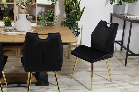 Nowoczesne krzesło welurowe MOLLY | czarna tkanina, złote detale