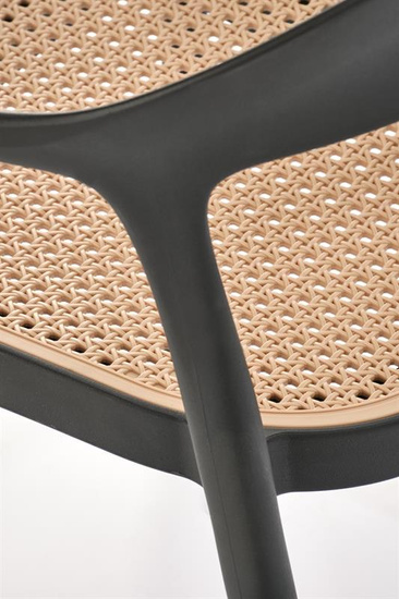 Krzesło K530 w kolorze czarnym z naturalnym wykończeniem