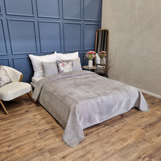 Welurowa narzuta na łóżko CADEN 02 jasnoszara jodełka 220 x 240