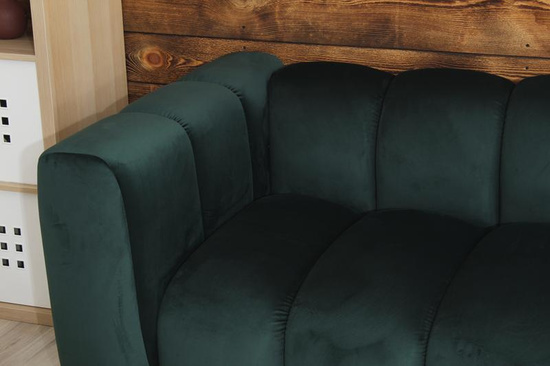 Sofa dwuosobowa na poczekalnię nowoczesna SOMA 2 tapicerowana welurem butelkowa zieleń welur