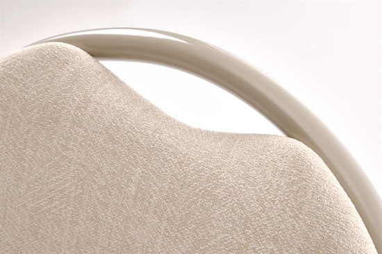 Krzesło składane K566 w kolorze beżowym 