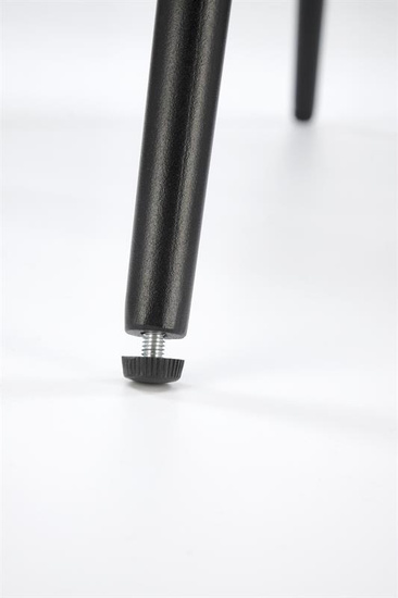 Krzesło K550 w kolorze beżowym 