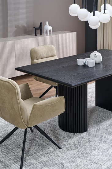 Krzesło K574 w kolorze ciemnobeżowym 