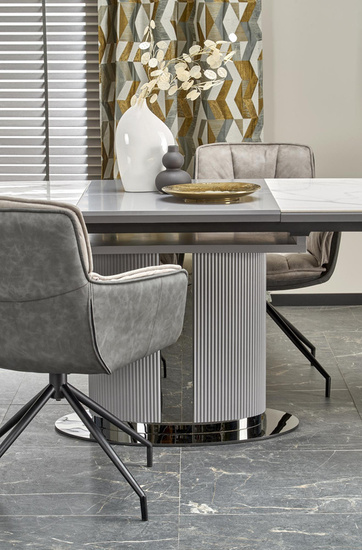 Zestaw do jadalni stół rozkładany DANCAN z 4 krzesłami K523 z obrotowym siedziskiem blat biały marmur