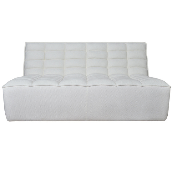 Stylowa sofa LINDA II z geometrycznymi przeszyciami