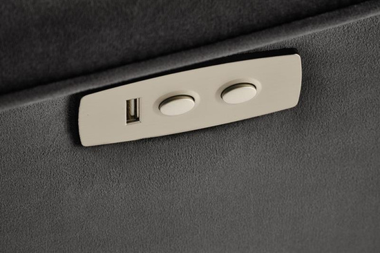 Fotel z funkcją elektrycznego rozkładania i gniazdem USB SEMIR 2 w czarnej tkaninie BLUVEL 19