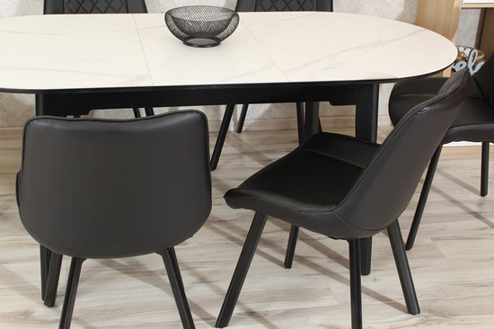 Tapicerowane krzesło do jadalni DORA | czarna ekoskóra