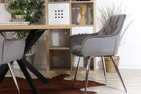 Krzesło fotelowe z podłokietnikami AURORA | szary welur, chromowane nogi, pikowana tapicerka