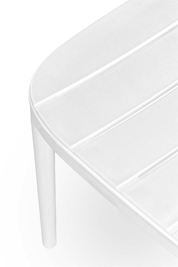 Krzesło K529 w kolorze białym – elegancja i prostota w nowoczesnym wydaniu