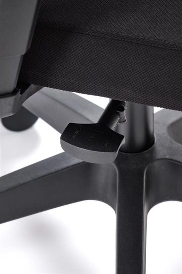 Ergonomiczny fotel gabinetowy PAREDES w kolorze czarnym z funkcją MULTIBLOCK