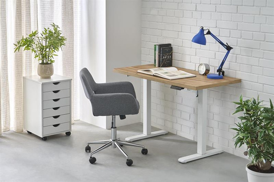 Biurko z elektryczną regulacją wysokości B54 w kolorze dąb artisan na białym stelażu 120 cm