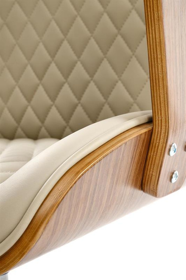 Fotel gabinetowy TIMBER w wybarwieniu orzechowym z beżową ekoskórą