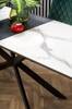 Elegancki i funkcjonalny stół rozkładany DIESEL w kolorze białego marmuru i ciemnego popielu